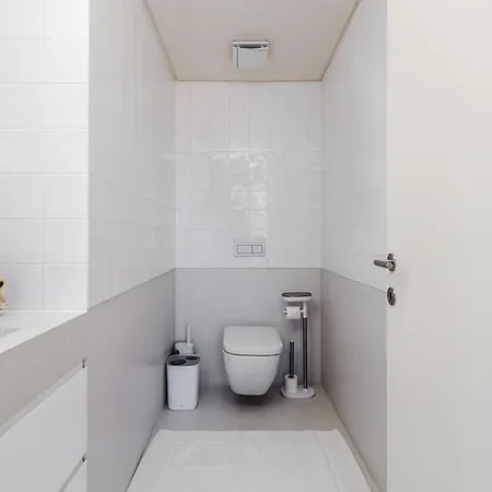 Jungle Lofts Apartment Lisbon